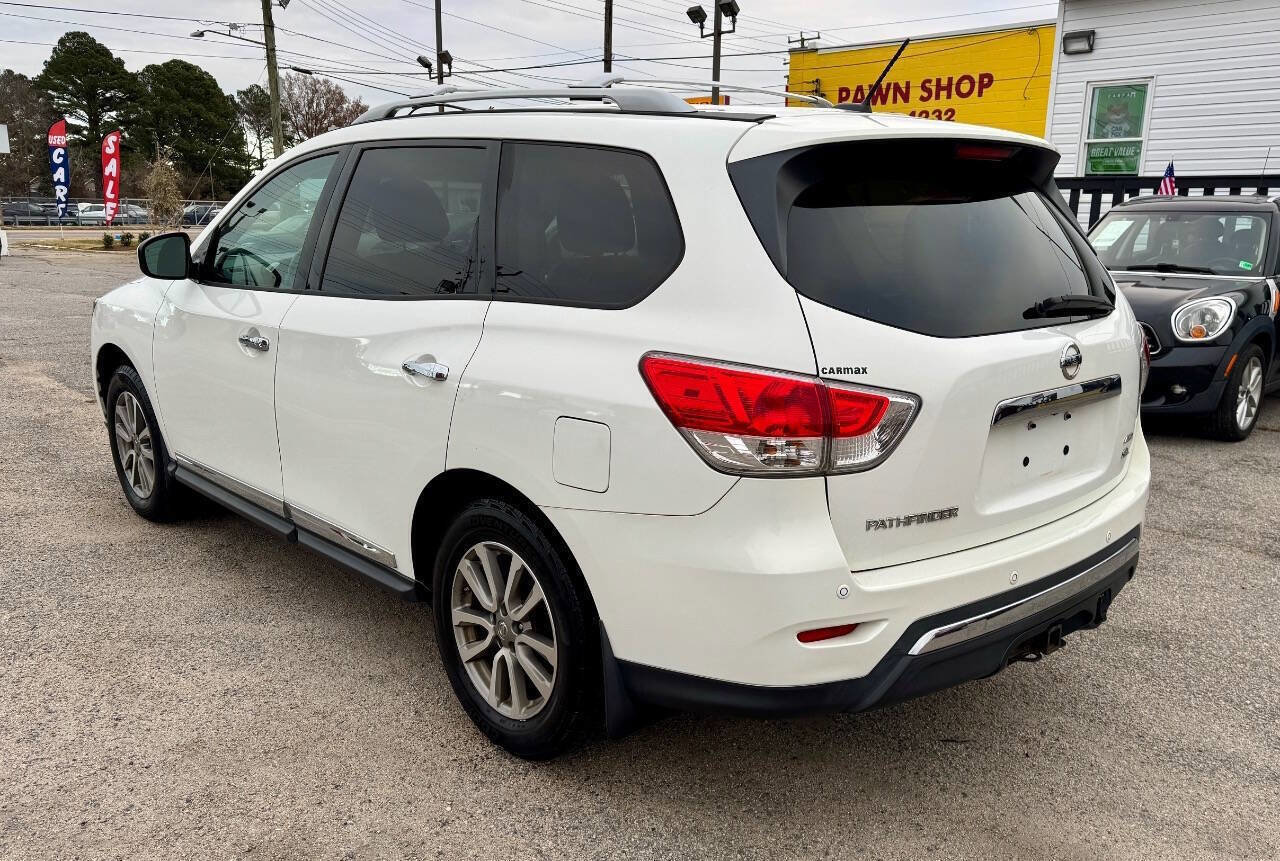 Used 2014 Nissan Pathfinder SL w/ SL Tech Package image 6