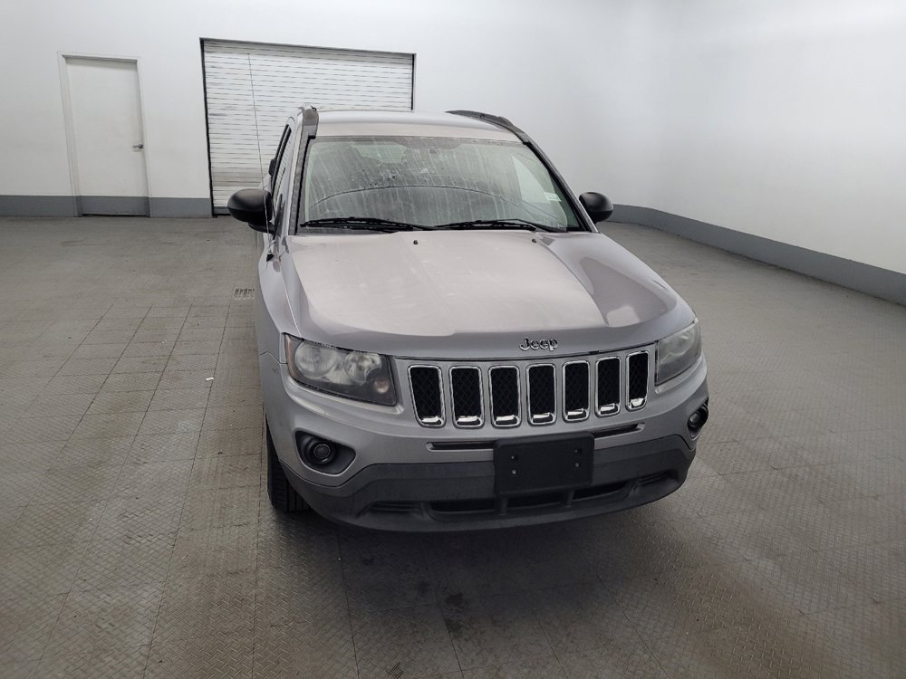 Used 2015 Jeep Compass Sport w/ Power Value Group FWD image 14