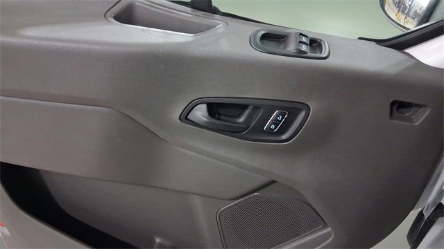 Used 2024 Ford Transit 350 XLT image 31
