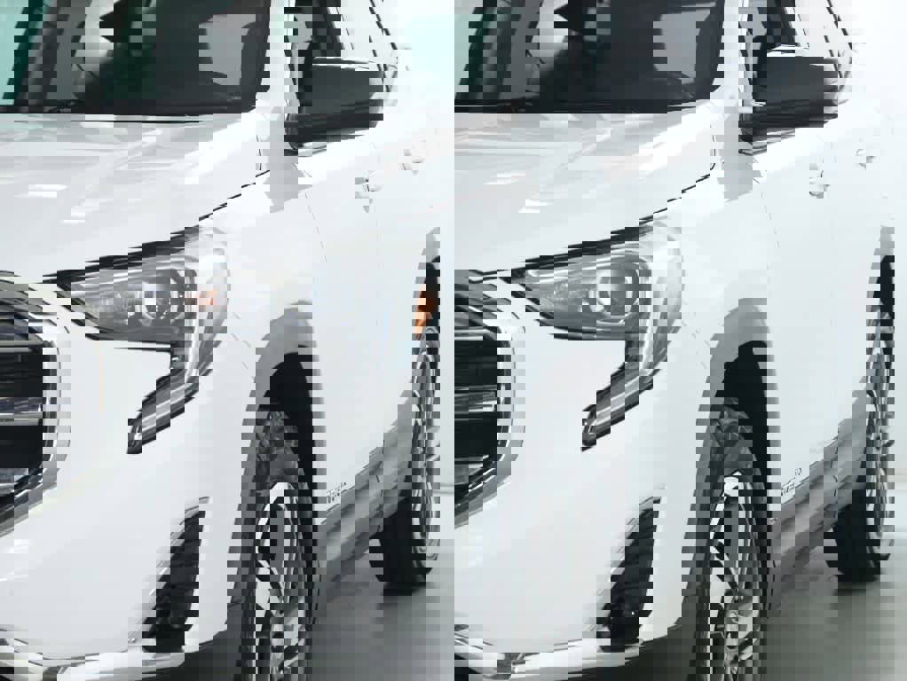 Used 2019 GMC Terrain SLT w/ Preferred Package image 4