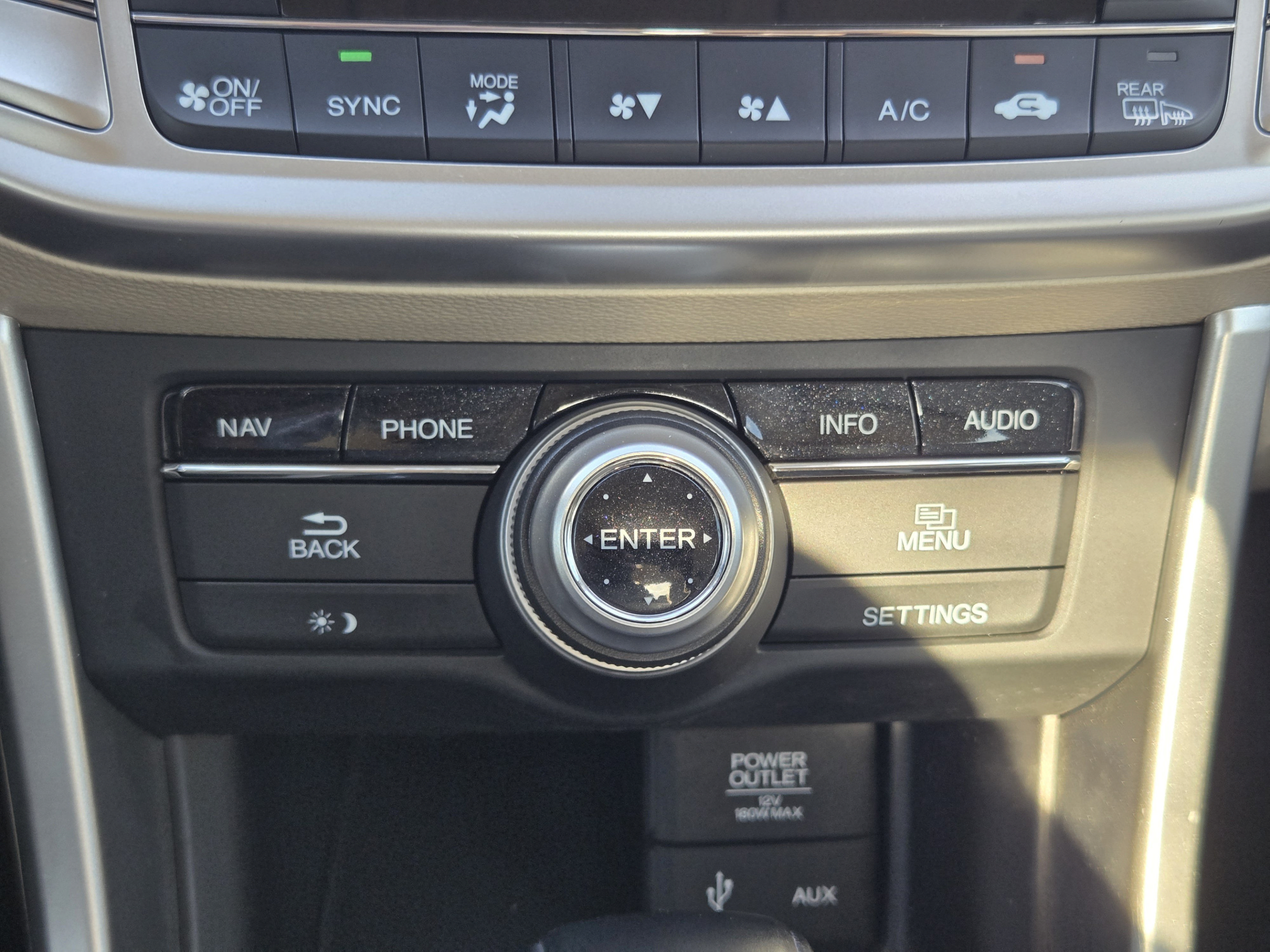 Used 2015 Honda Accord Touring image 16