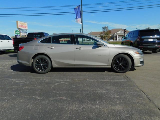 Used 2025 Chevrolet Malibu LT FWD image 6