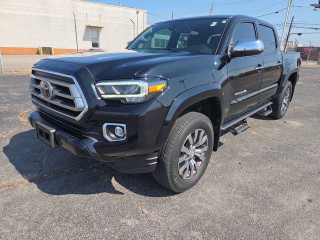 Used 2021 Toyota Tacoma Limited AWD/4WD image 4