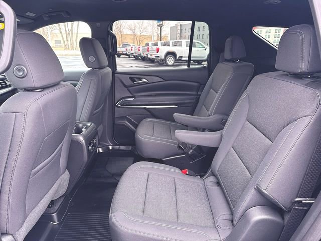 Certified 2025 Chevrolet Traverse LT w/ Driver Confidence Package image 24