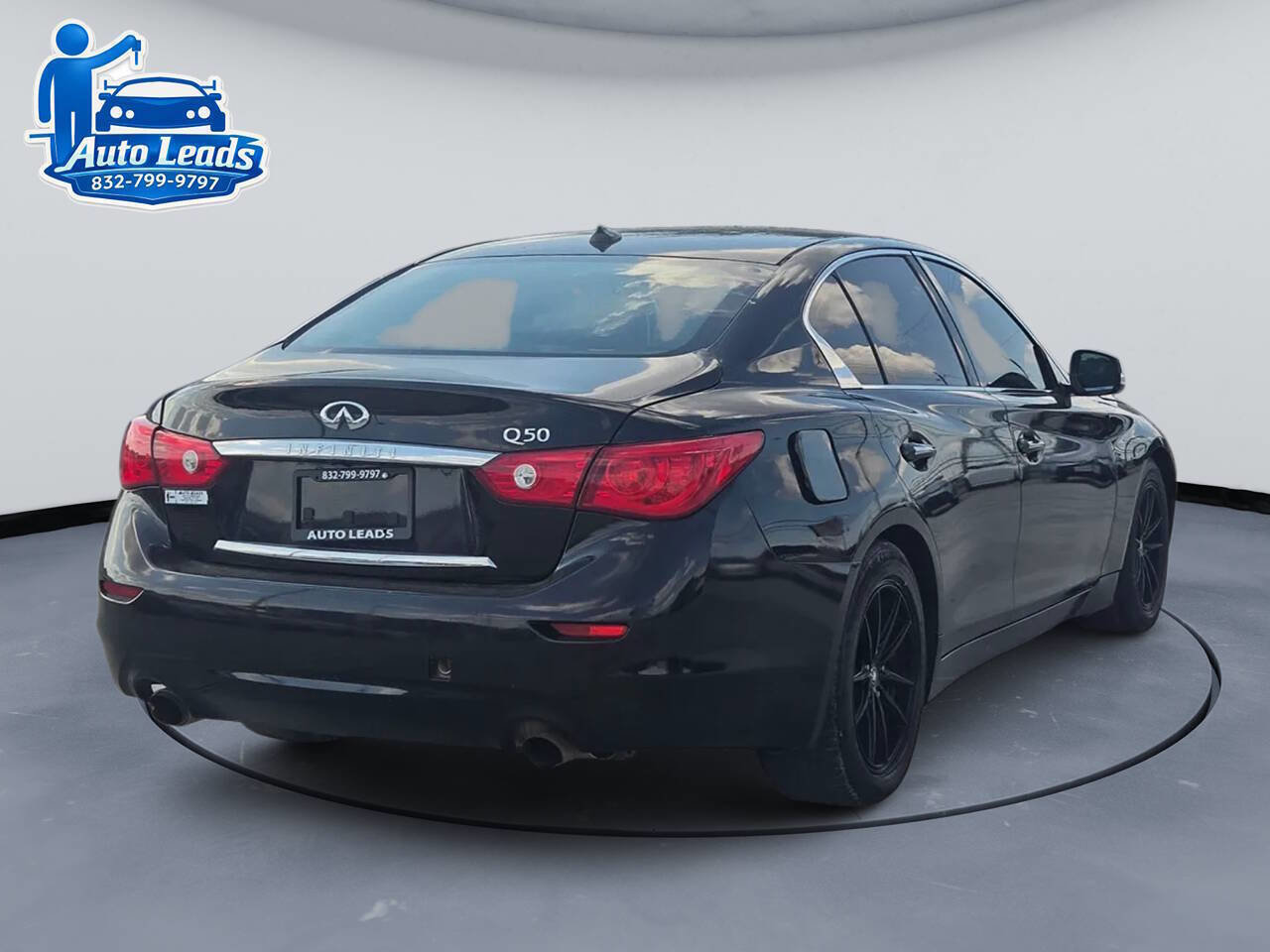 Used 2014 INFINITI Q50 Premium w/ Navigation Package RWD image 5