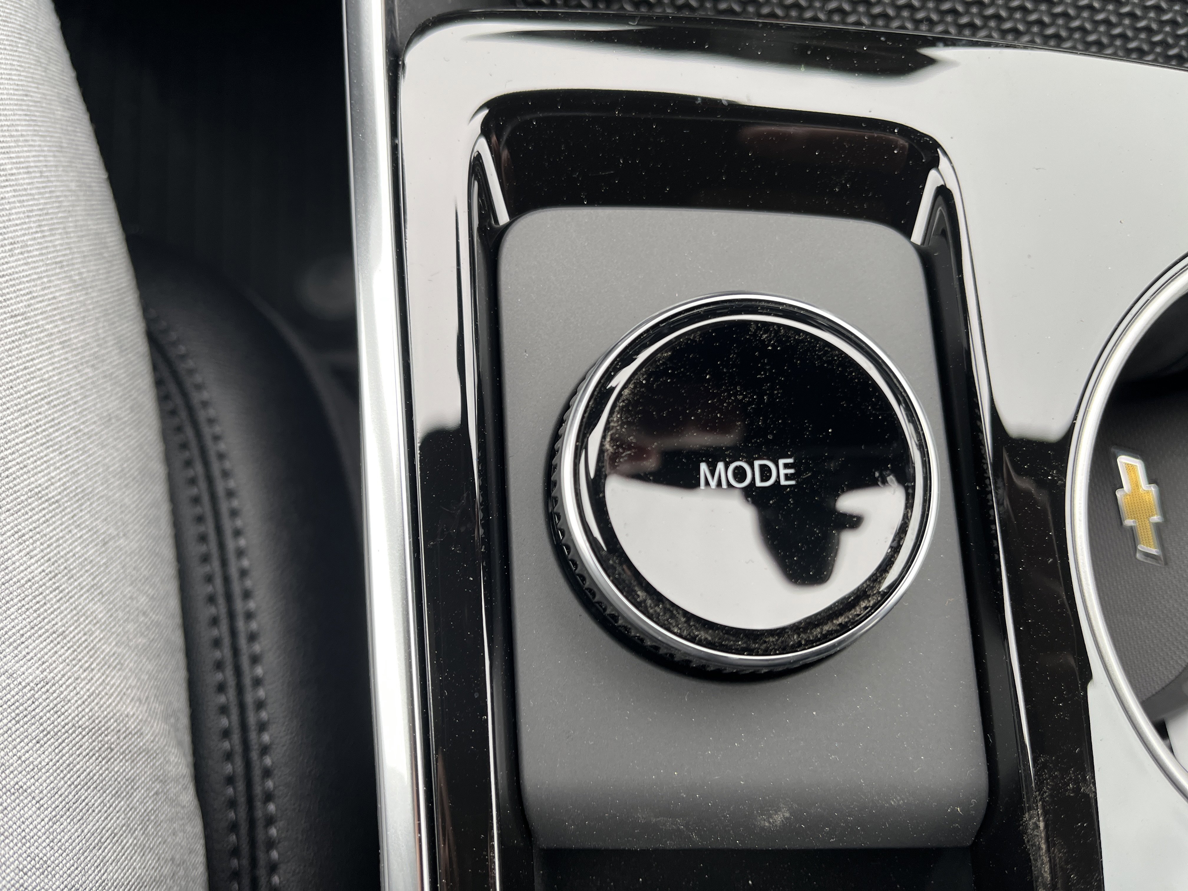 New 2026 Chevrolet Equinox LT w/ Convenience Package II image 14