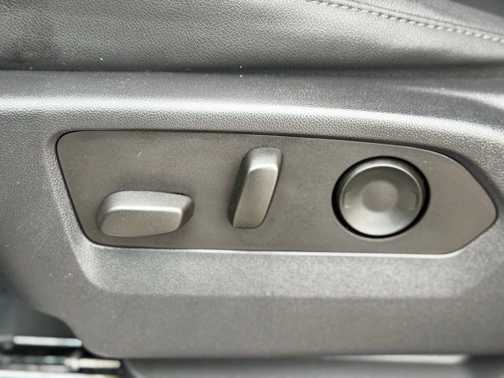 Used 2023 GMC Sierra 1500 SLT w/ SLT Premium Package image 21