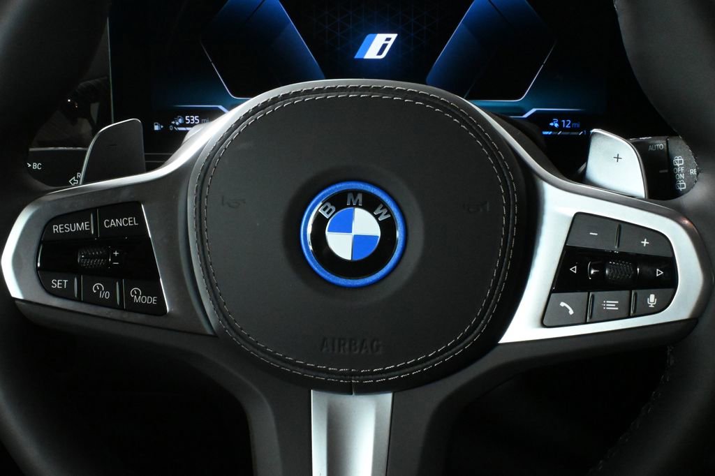 Used 2025 BMW X5 xDrive50e w/ M Sport Package image 20