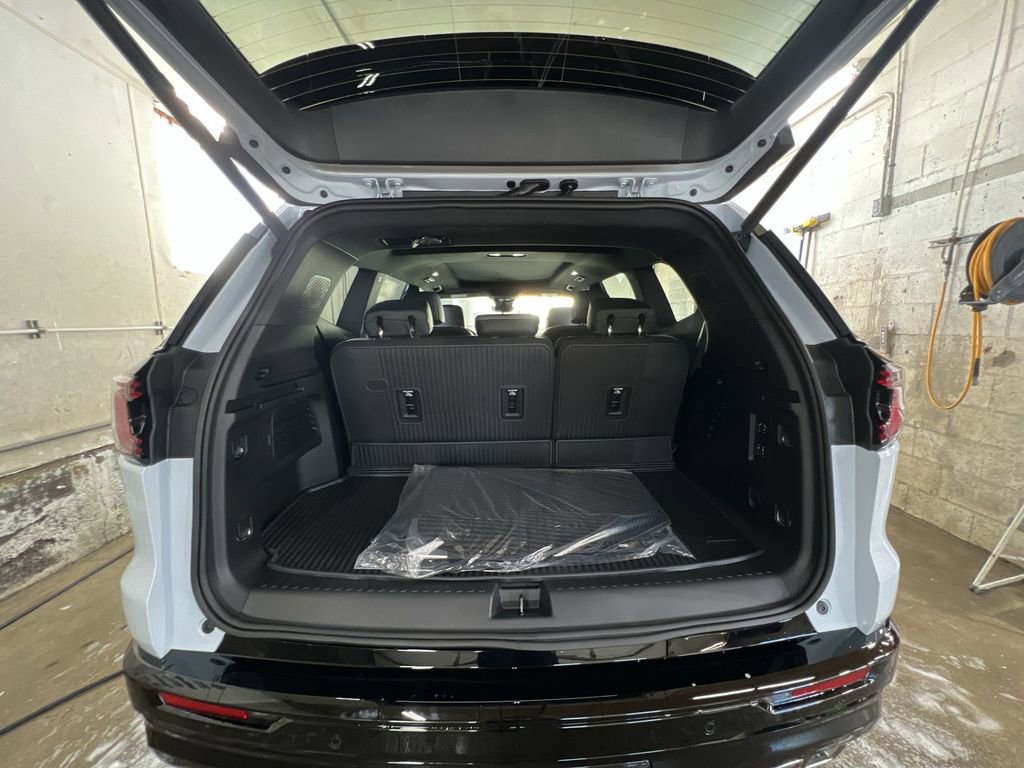 New 2026 GMC Acadia Denali Ultimate w/ LPO, Floor Liner Package image 27
