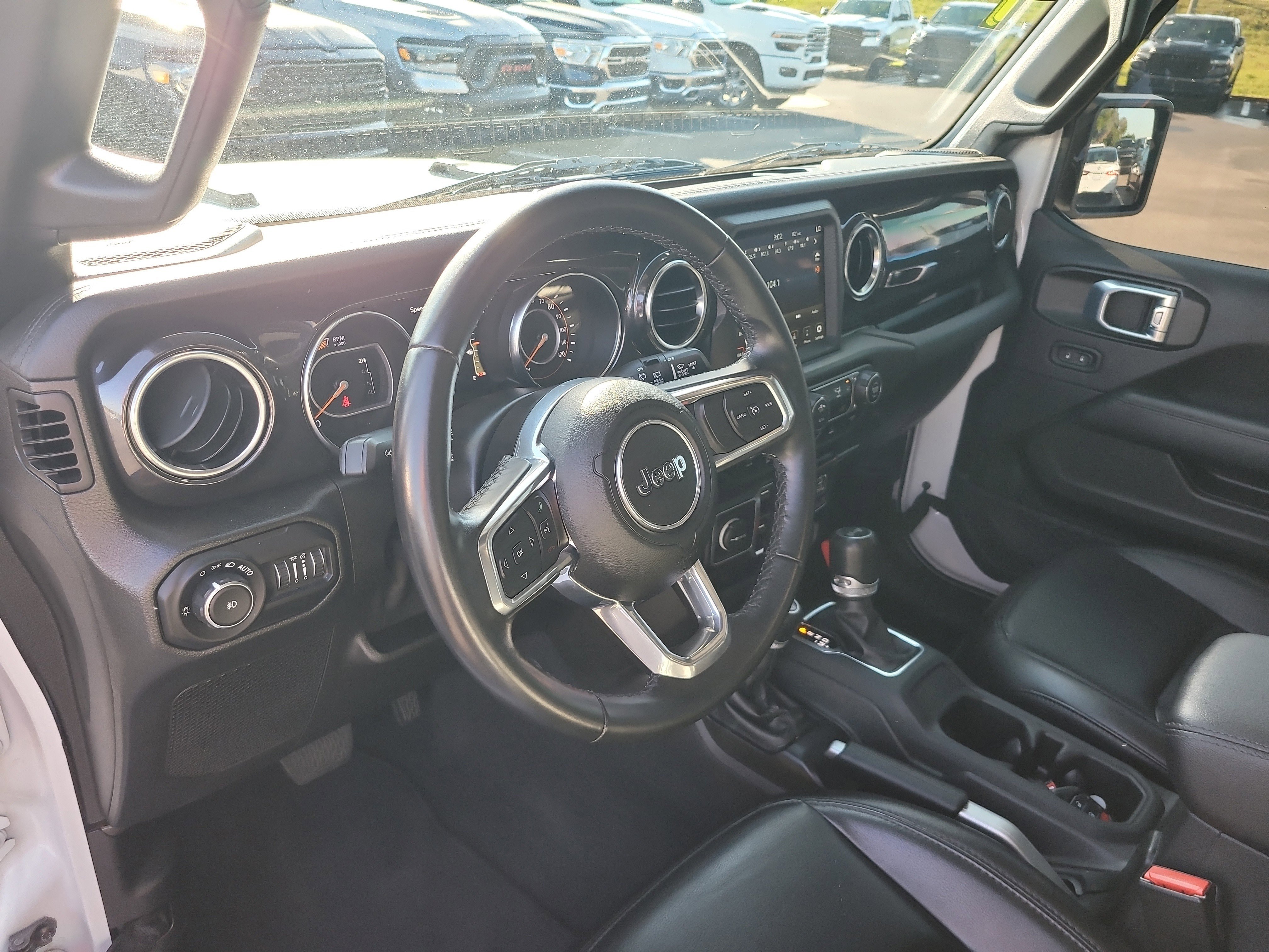 Used 2021 Jeep Wrangler Unlimited Sahara image 17