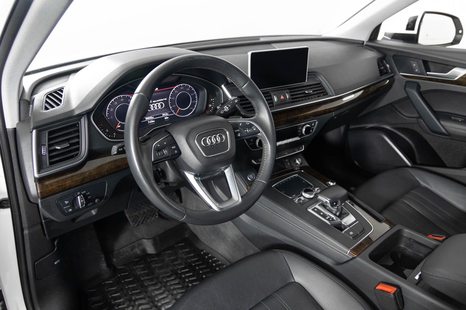 Used 2020 Audi Q5 2.0T Premium Plus w/ Premium Plus Package image 13