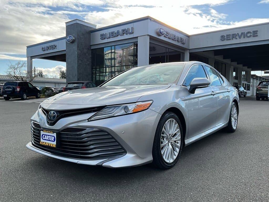 Used 2018 Toyota Camry XLE w/ Audio Package image 4