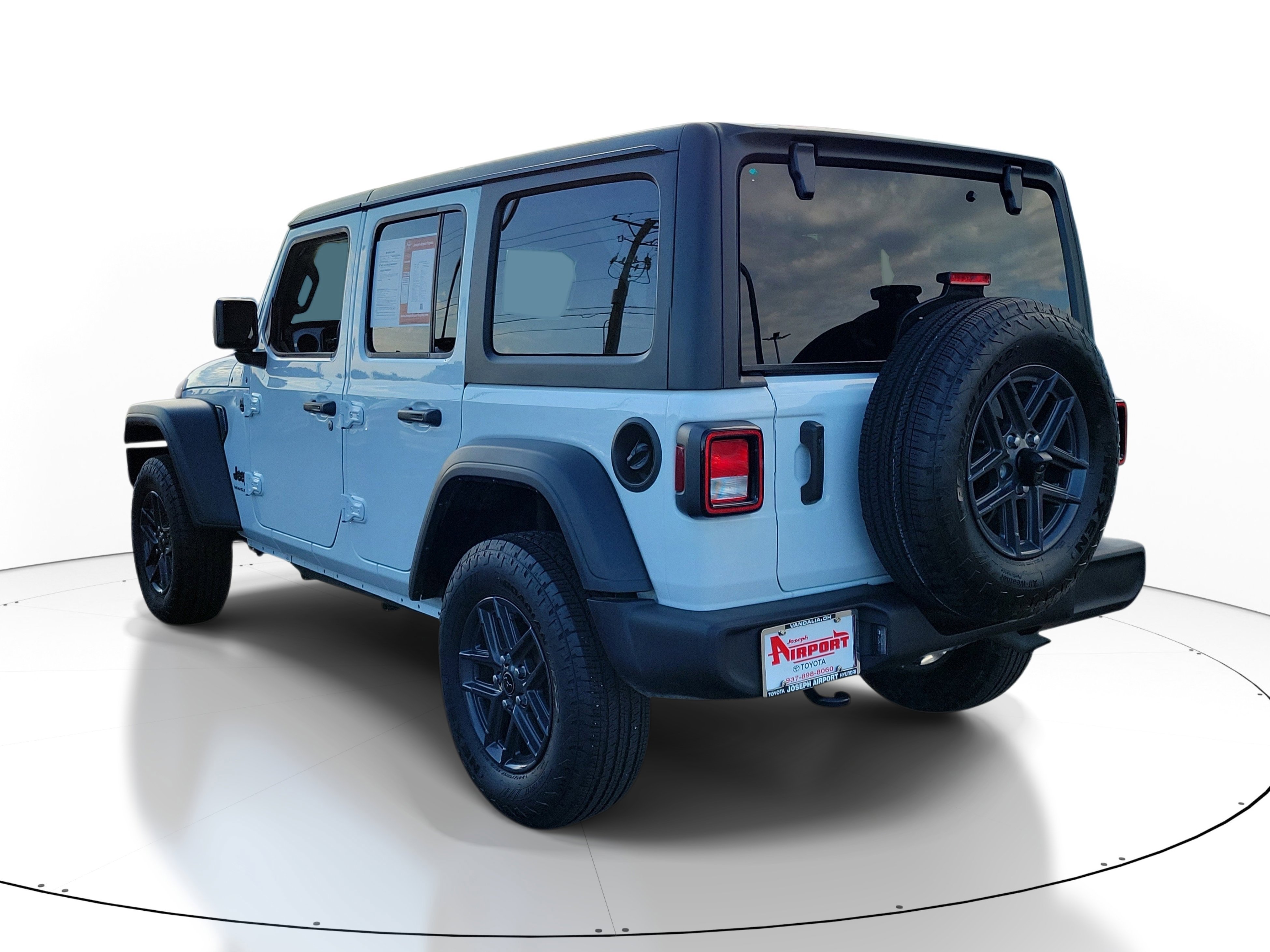 Used 2024 Jeep Wrangler Sport S AWD/4WD image 3