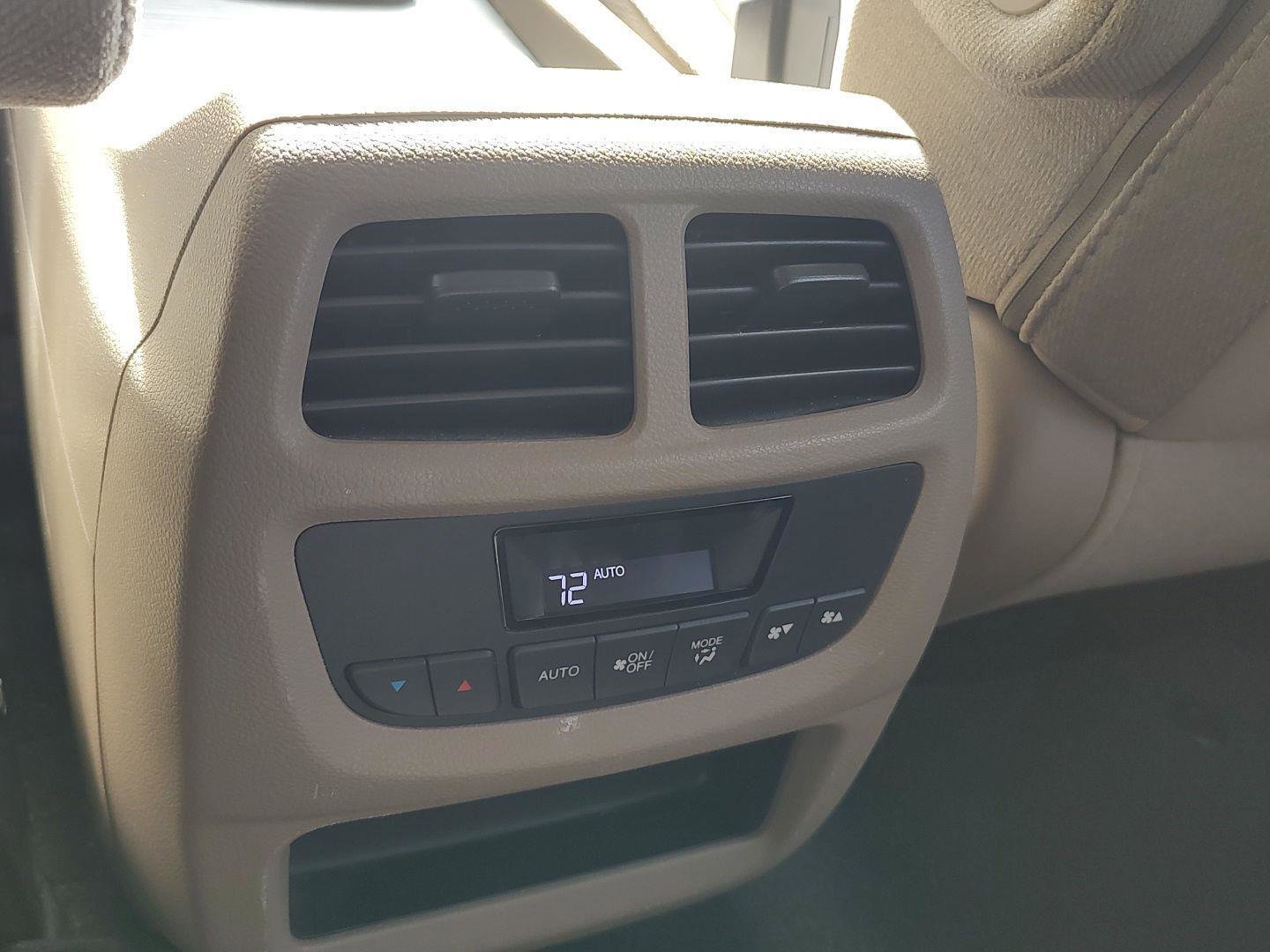 Used 2016 Honda Pilot EX image 23