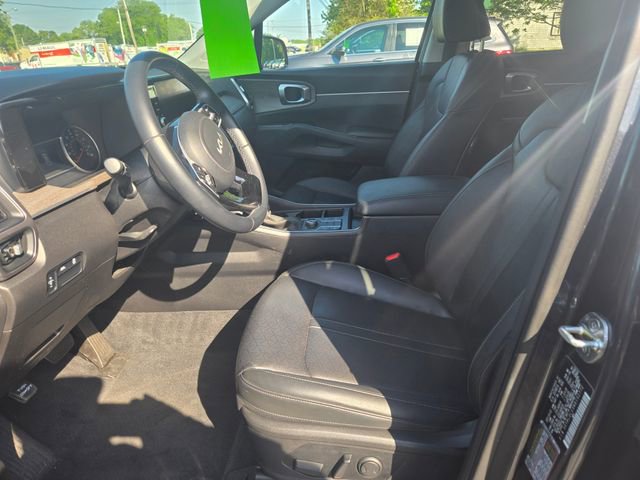 Used 2022 Kia Sorento S w/ Panoramic Sunroof Package AWD/4WD image 6