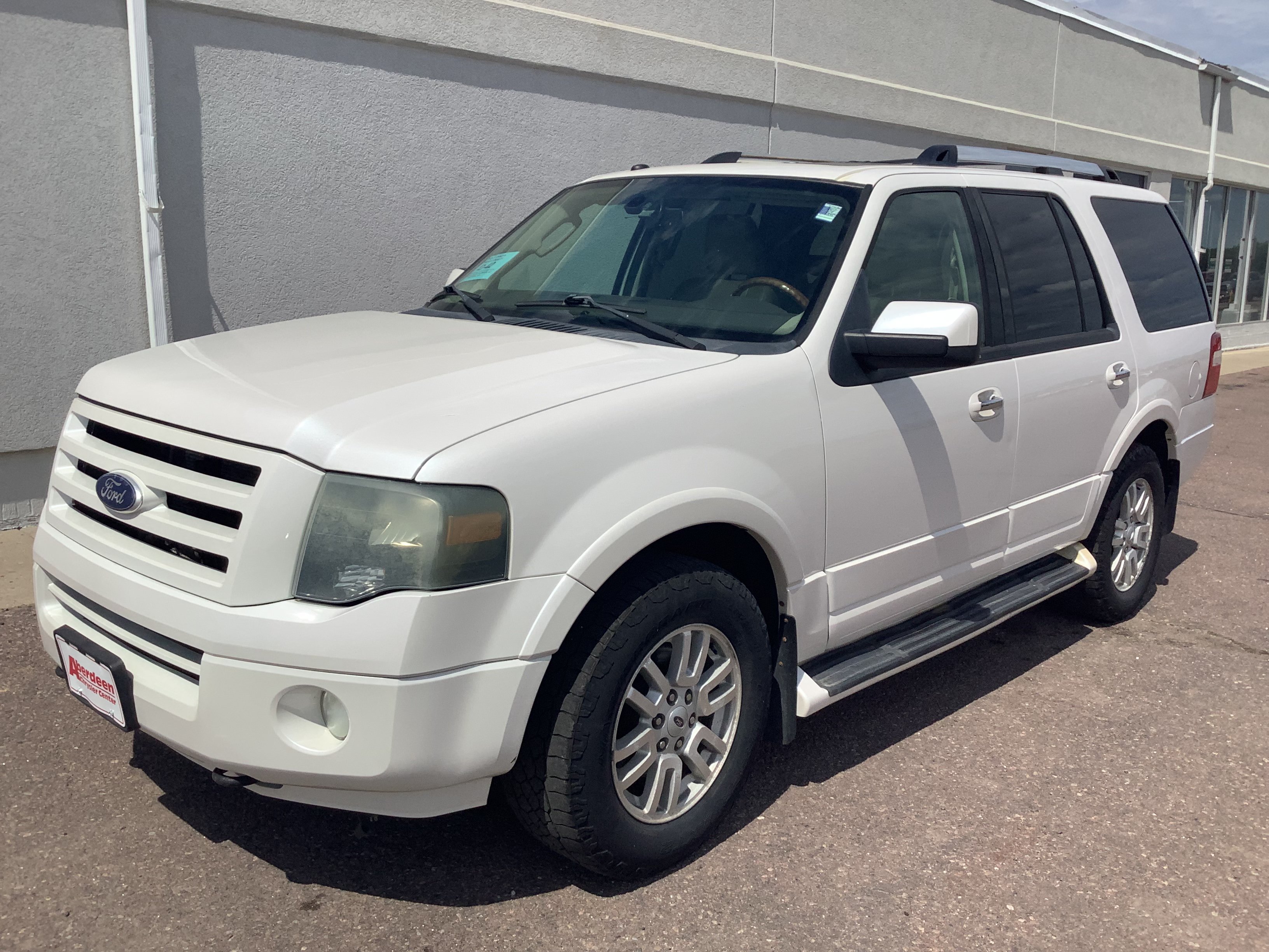 Used 2010 Ford Expedition Limited AWD/4WD image 2