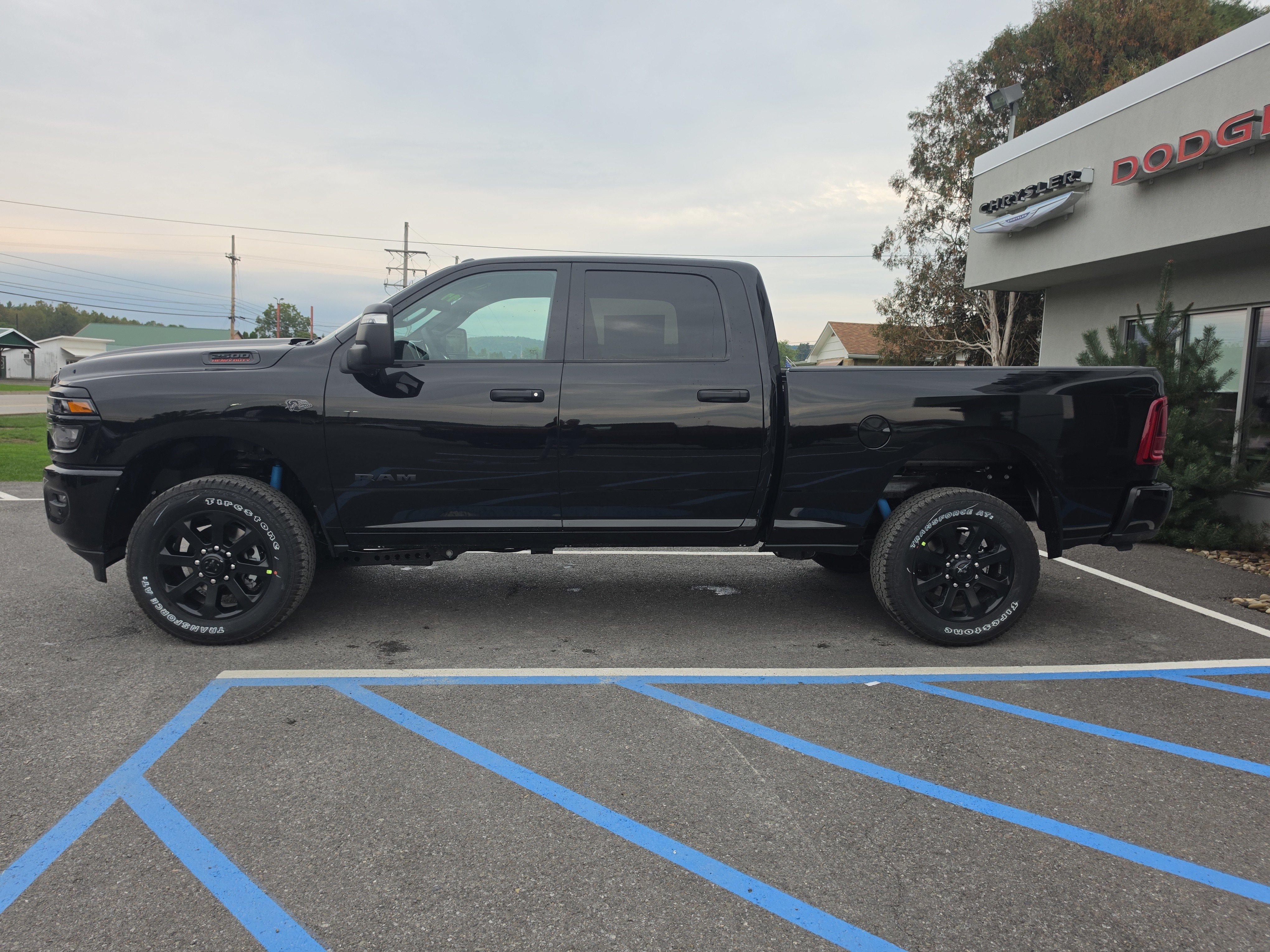 New 2027 RAM 2500 Big Horn AWD/4WD image 7
