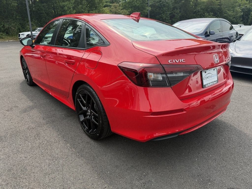 Used 2025 Honda Civic Sport image 7