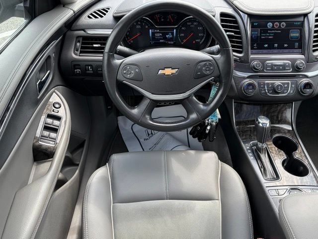 Used 2015 Chevrolet Impala LT w/ Convenience Package FWD image 36