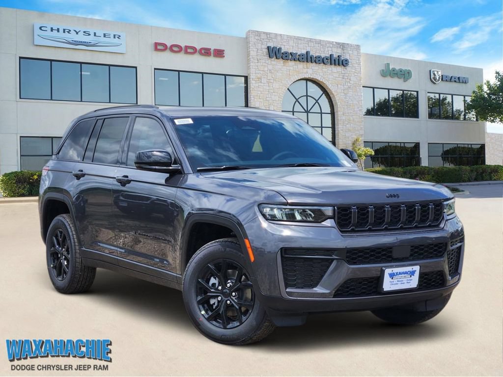 New 2026 Jeep Grand Cherokee Altitude RWD image 1