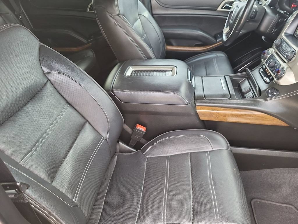 Used 2019 GMC Yukon Denali w/ Open Road Package AWD/4WD image 35