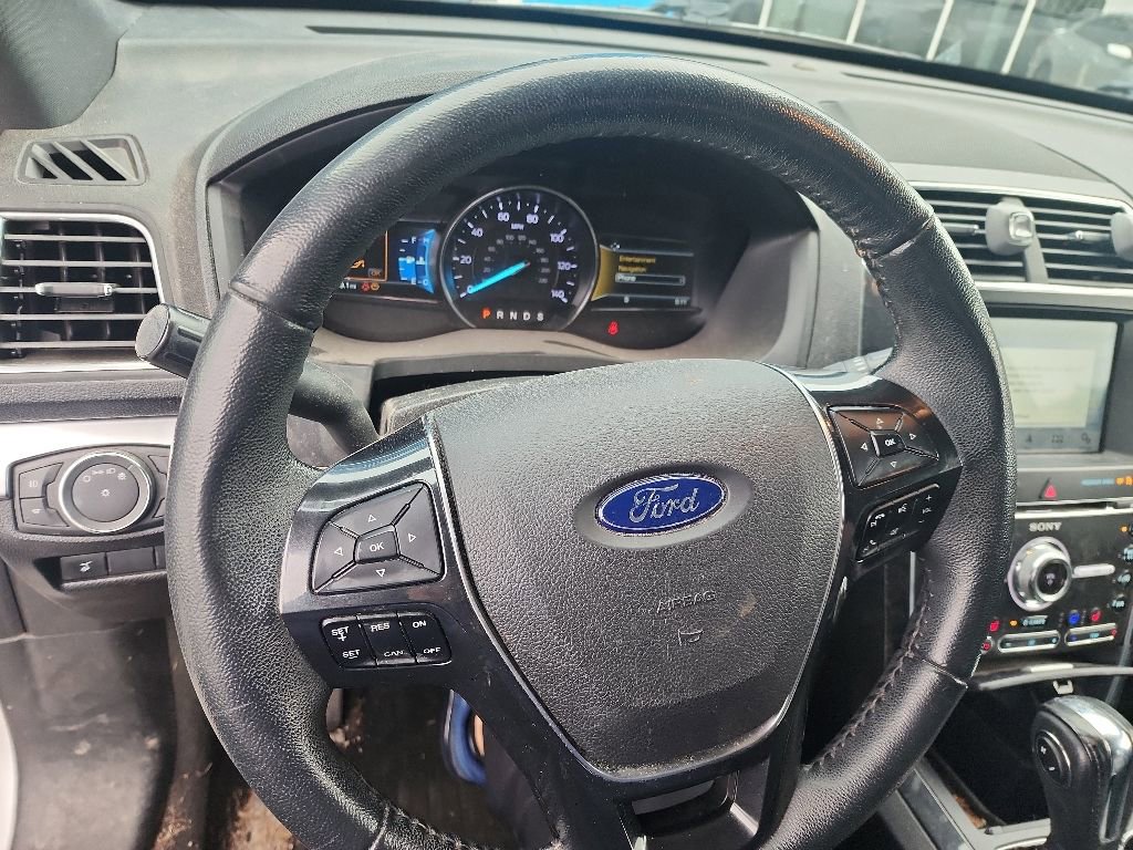 Used 2018 Ford Explorer Limited FWD image 6