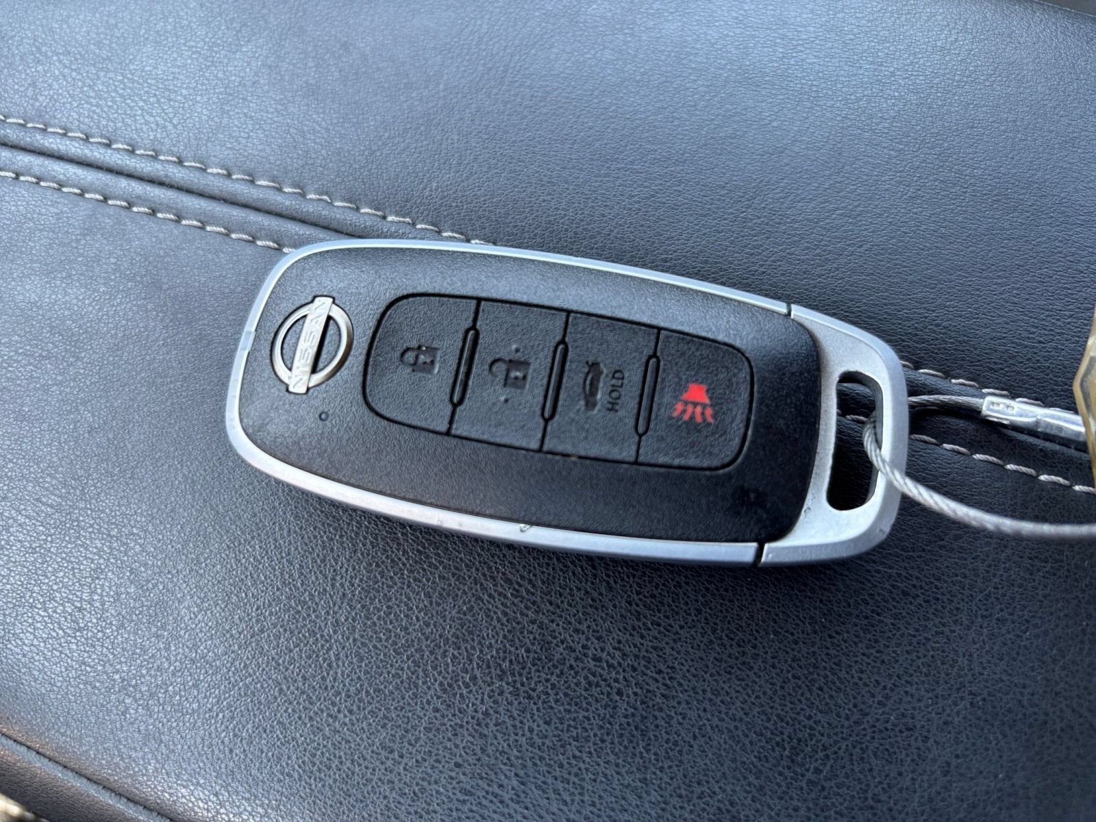 Used 2025 Nissan Sentra SV FWD image 17