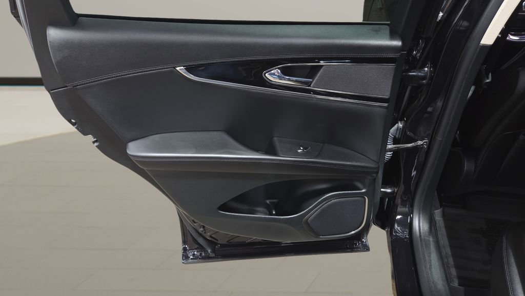 Used 2023 Lincoln Nautilus AWD image 21