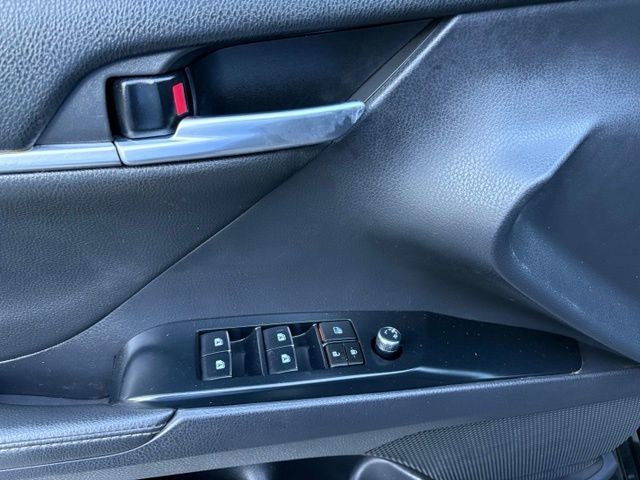 Used 2019 Toyota Camry XSE FWD image 10
