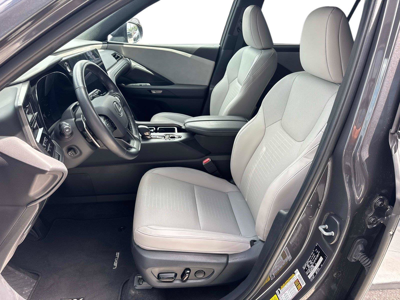 Certified 2025 Lexus TX 350 AWD w/ Technology Package image 22