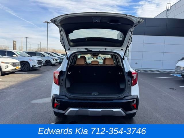 Used 2024 Kia Seltos EX image 13
