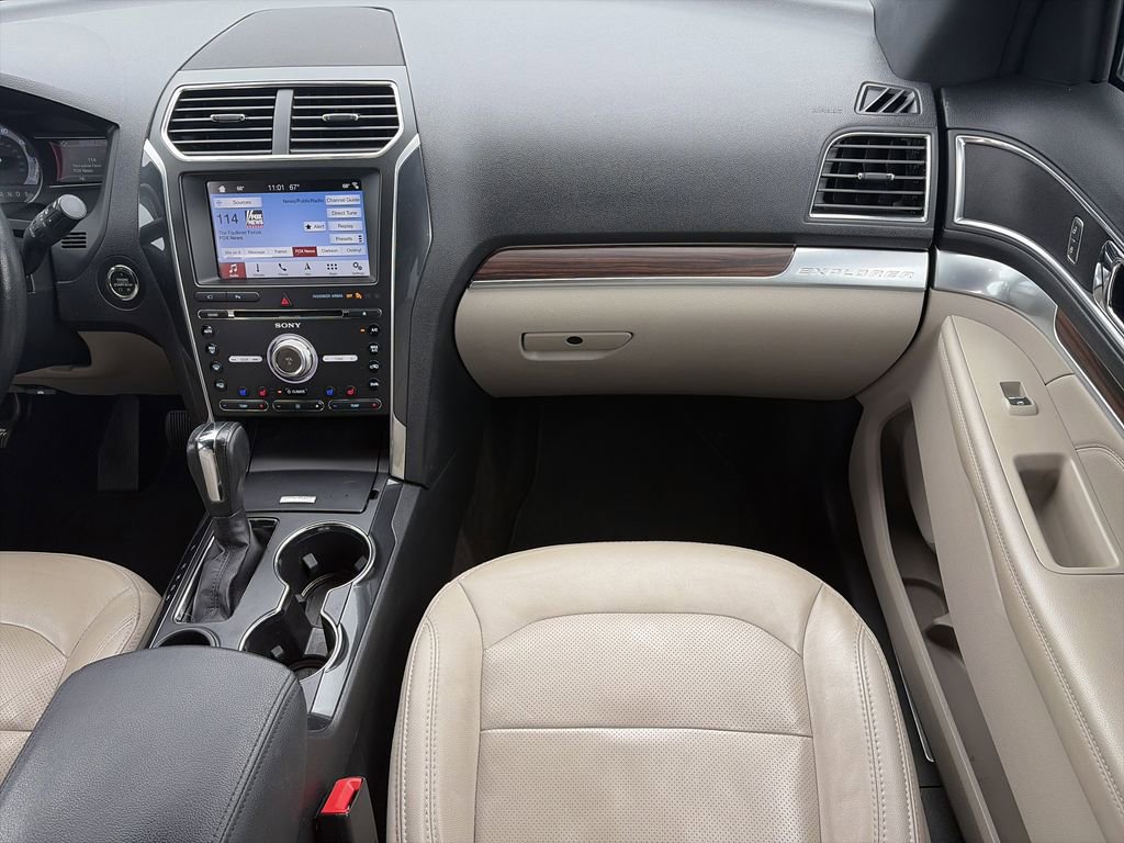 Used 2018 Ford Explorer Limited FWD image 17