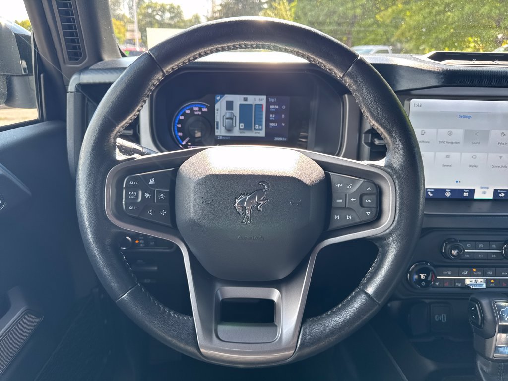 Used 2021 Ford Bronco First Edition AWD/4WD image 15