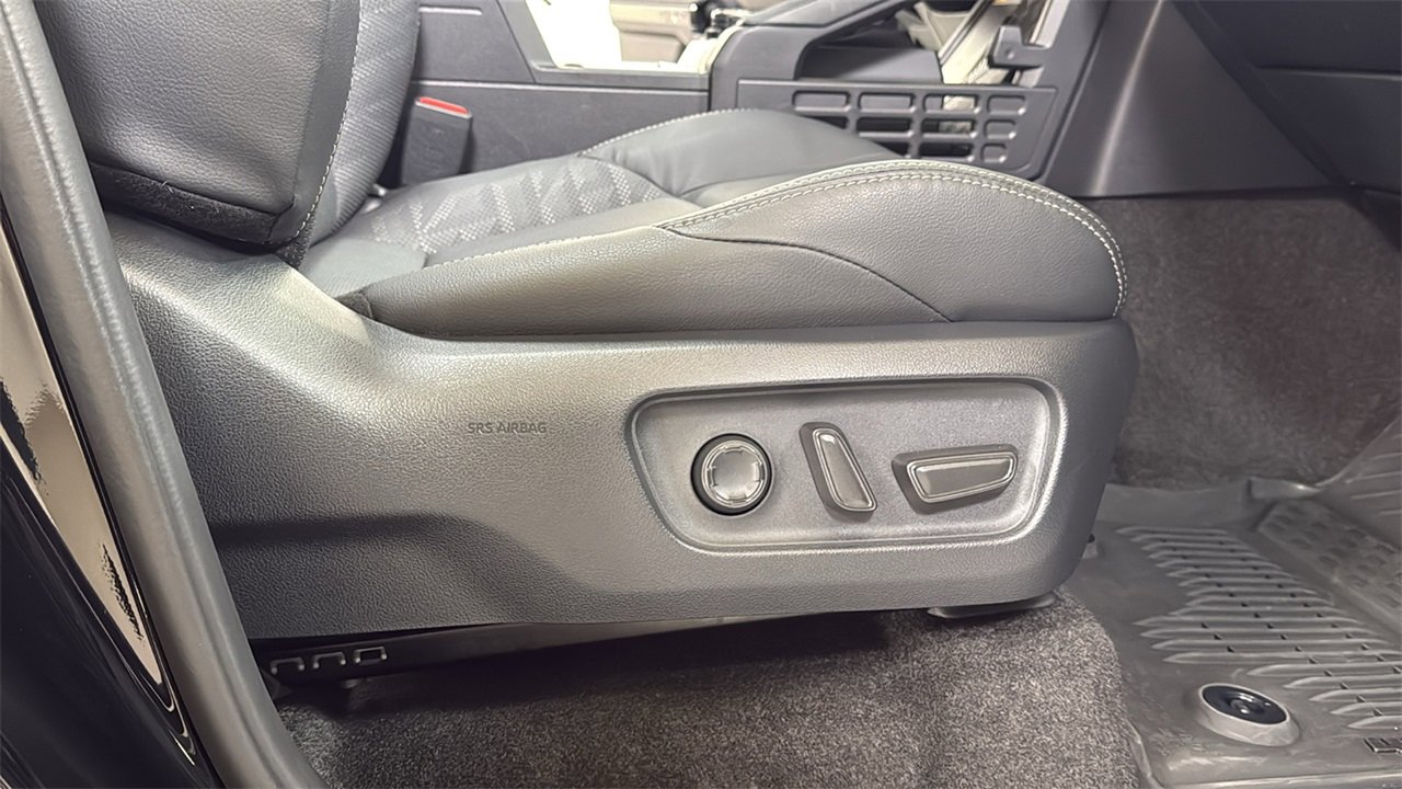 Certified 2025 Toyota 4Runner TRD Off-Road Premium image 20