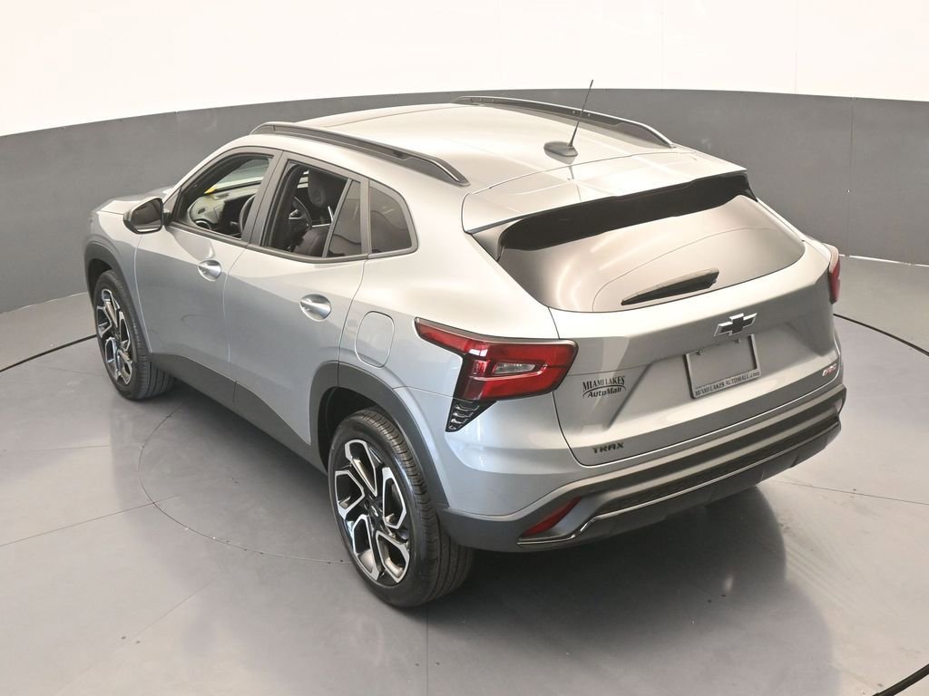 Used 2024 Chevrolet Trax RS w/ Sunroof Package image 52