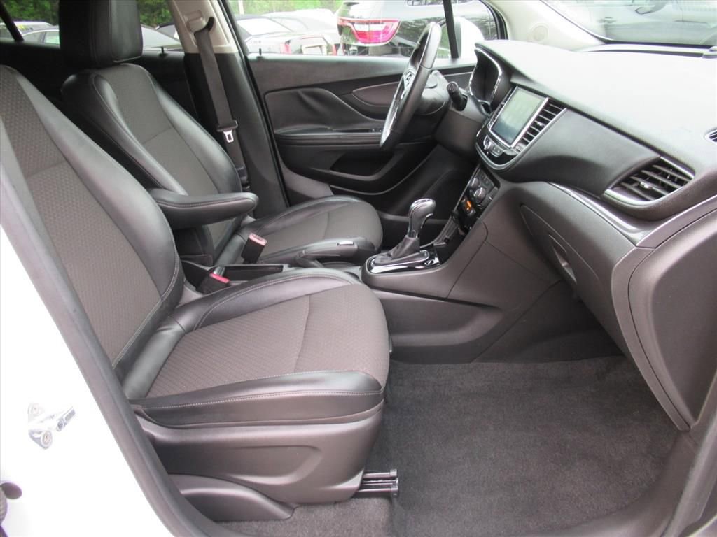 Used 2020 Buick Encore Preferred w/ Safety Package image 12