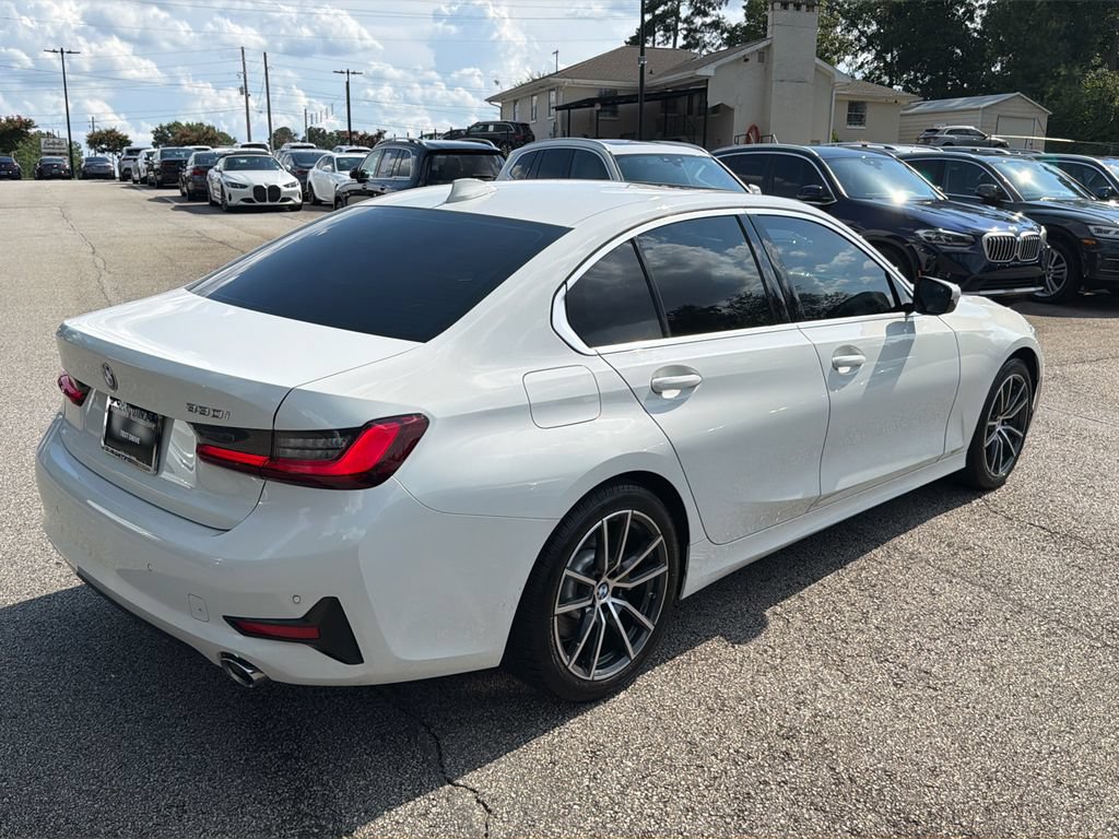 Used 2022 BMW 330i Sedan w/ Driving Assistance Package RWD image 7