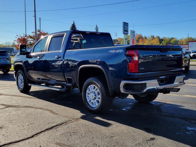 Used 2022 Chevrolet Silverado 2500 LT w/ Remote Start Package AWD/4WD image 3