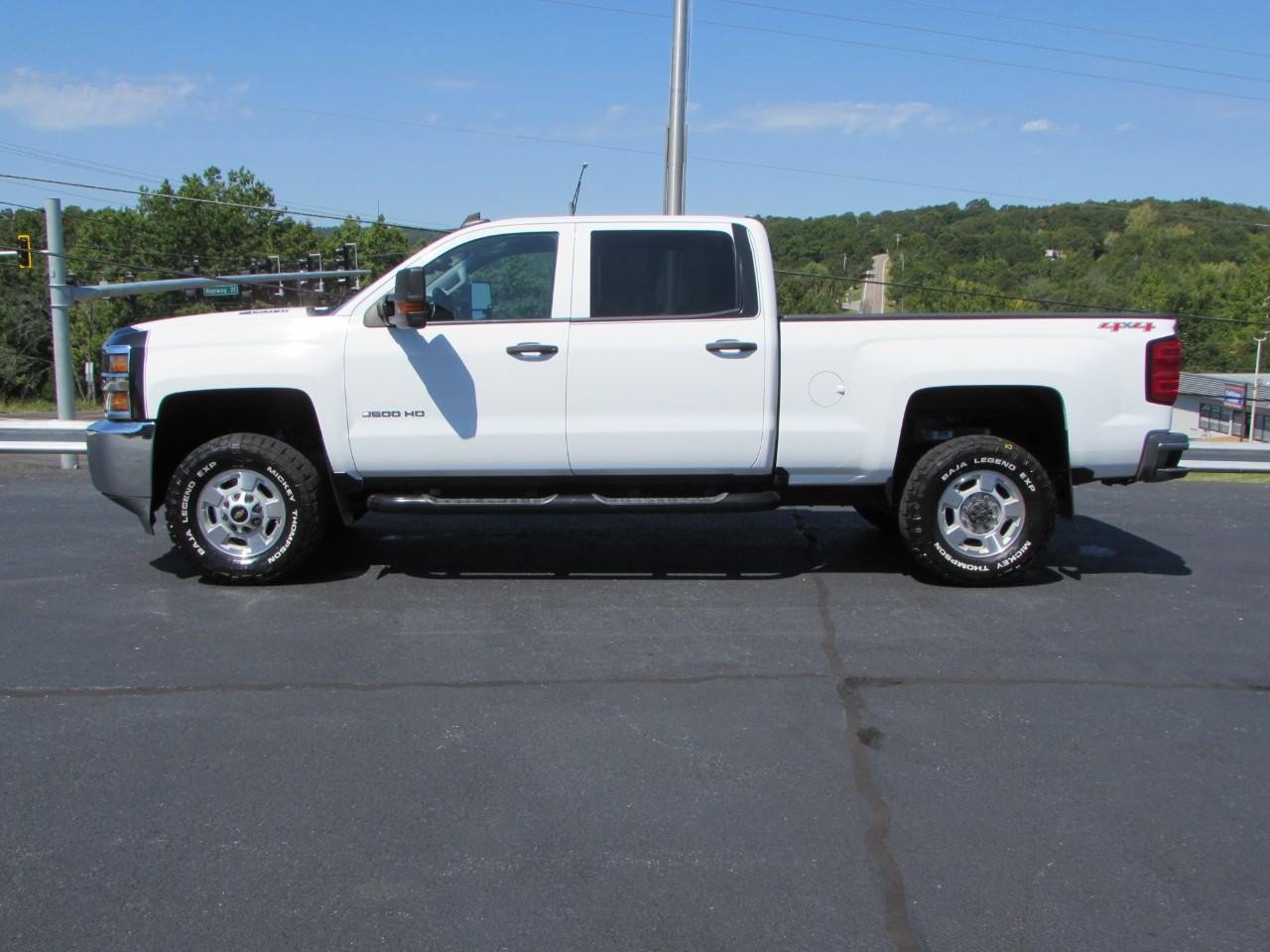 Used 2016 Chevrolet Silverado 2500 W/T w/ WT Convenience Package AWD/4WD image 4