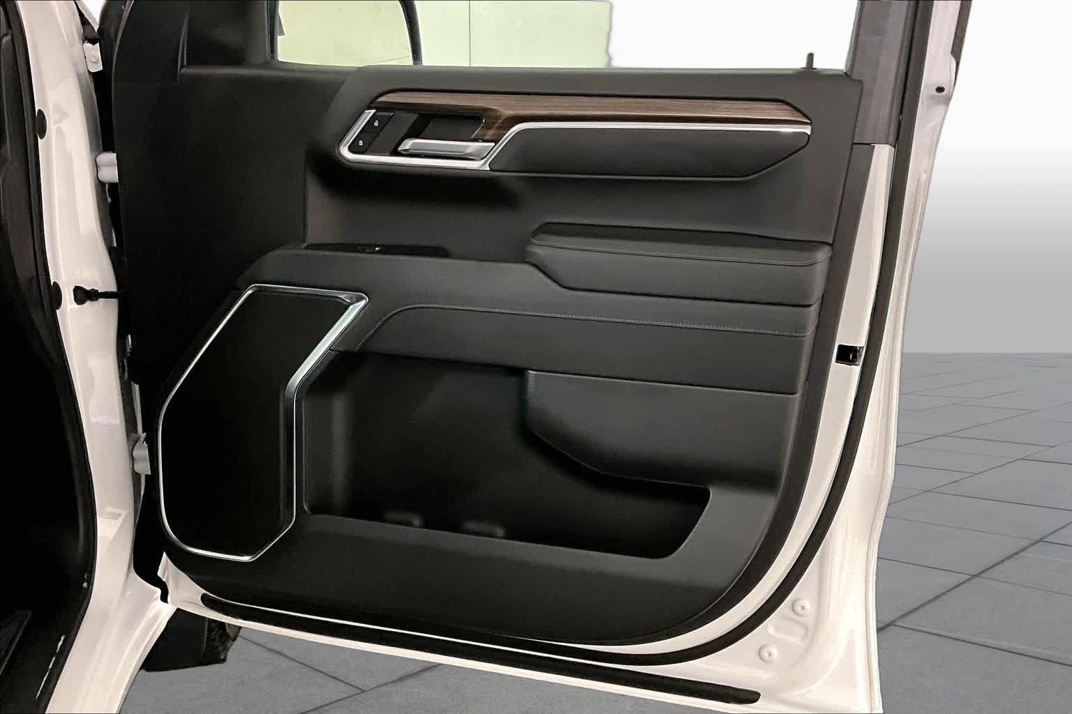 Certified 2023 Chevrolet Silverado 1500 LT AWD/4WD image 22