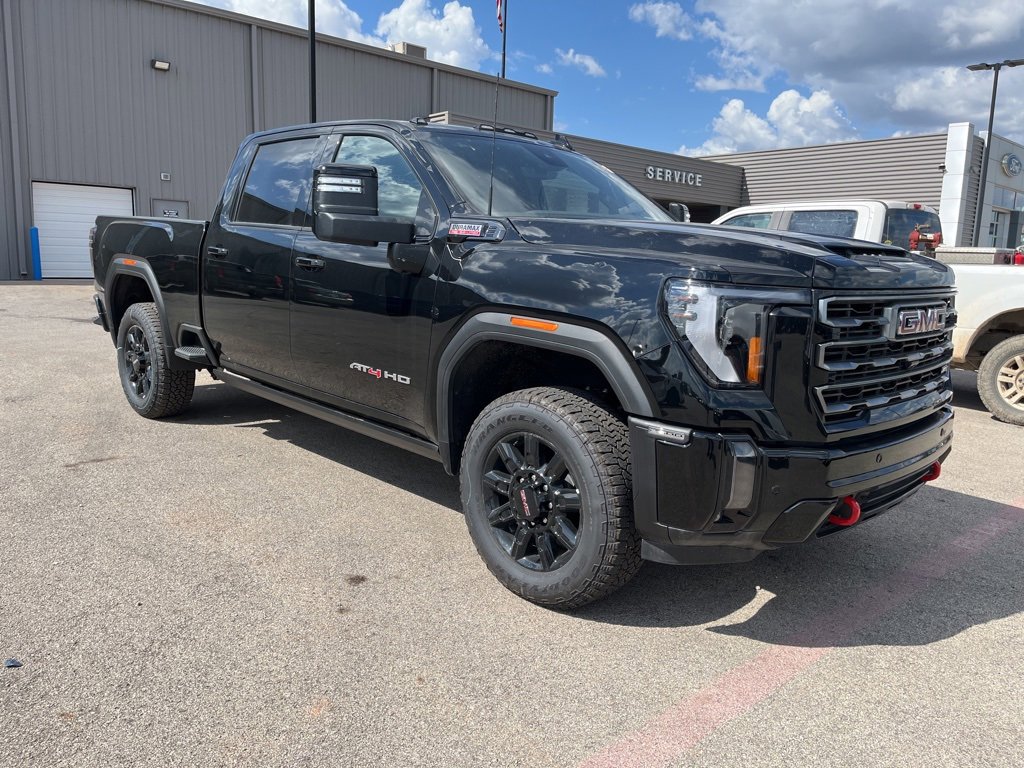 Used 2024 GMC Sierra 2500 AT4 w/ AT4 Premium Plus Package image 1