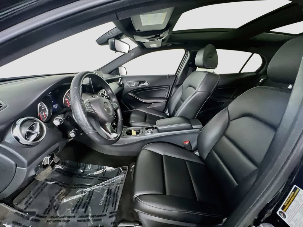Used 2020 Mercedes-Benz GLA 250 4MATIC image 18