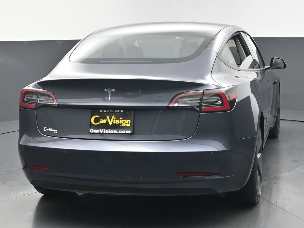 Used 2022 Tesla Model 3 Standard Range RWD image 3