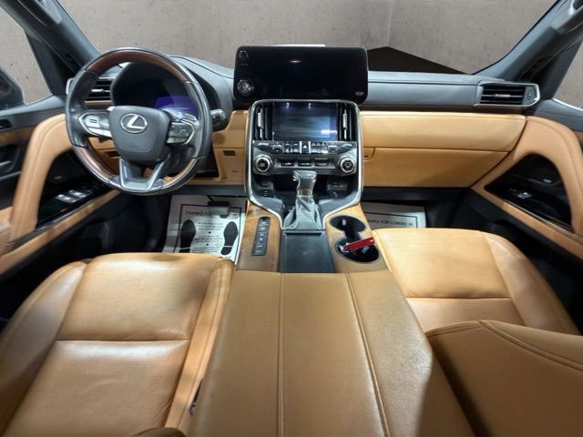 Used 2023 Lexus LX 600 4WD w/ Accessory Package (Z1) image 2