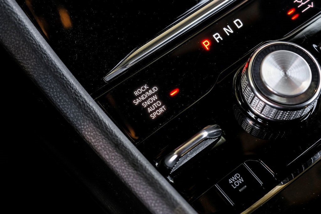 Used 2022 Jeep Grand Cherokee L Overland w/ MOPAR Finishing Package image 34