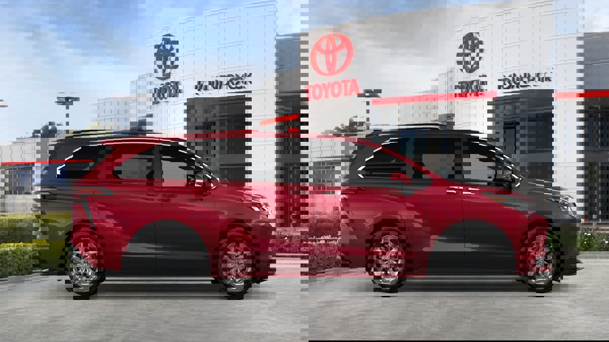 New 2026 Toyota Sienna XLE image 12