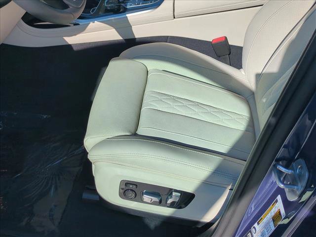 New 2026 BMW ALPINA XB7 AWD/4WD image 4