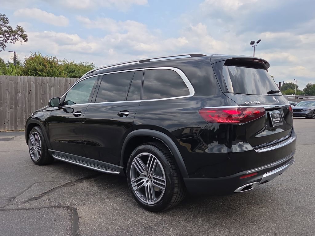 New 2026 Mercedes-Benz GLS 450 4MATIC image 3