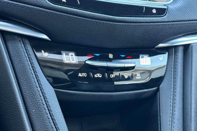 Used 2025 Cadillac XT5 Premium Luxury image 20