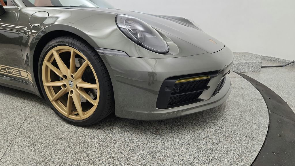 Used 2023 Porsche 911 Targa 4S AWD/4WD image 35